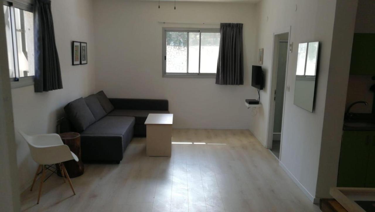 G38 Rental Apartment Building Haïfa Extérieur photo